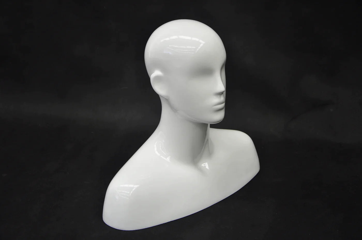 HEAD MANNEQUIN (HM261)